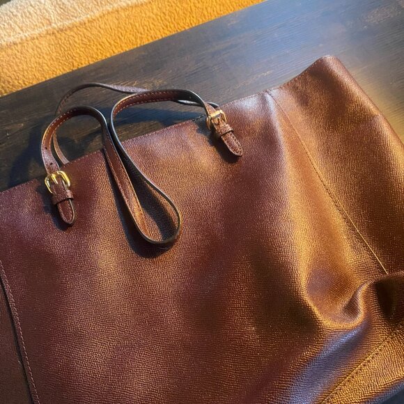 ๐ Coach Turnlock Tote โ Burgundy Crossgrain Leather ๐ - Picture 7 of 8